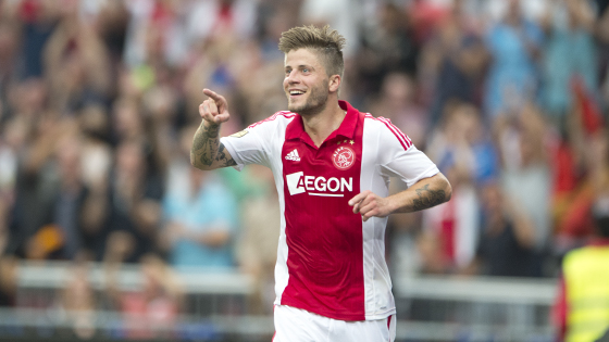 持同等甚至 持同等甚至