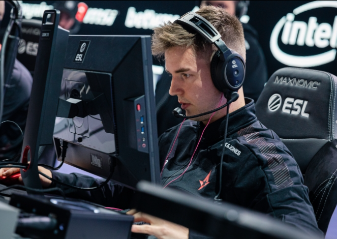 第一时间把 第一时间把